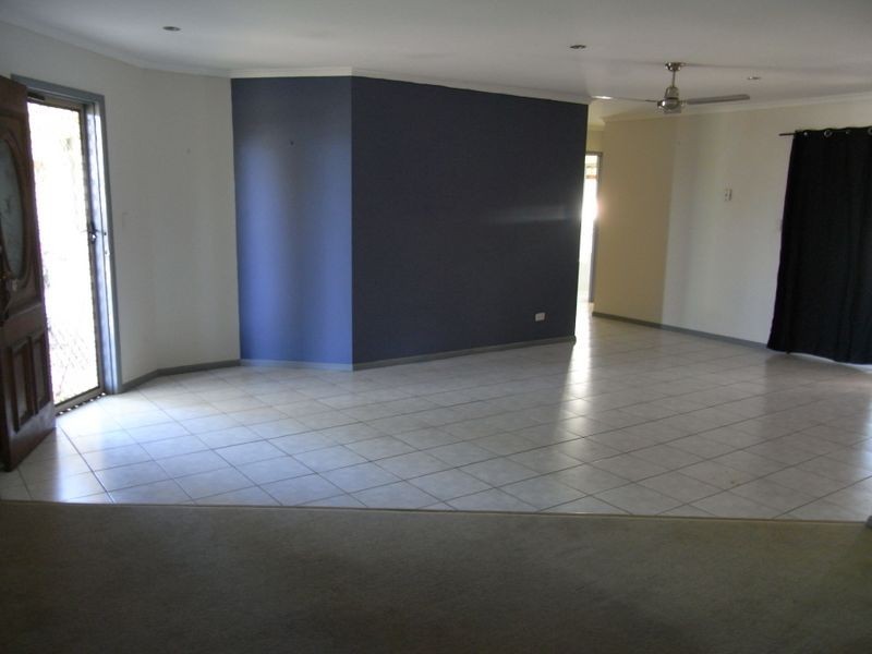 13 Pardoe Street, Bucasia QLD 4750