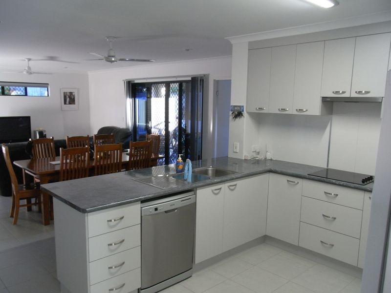 13 Helvellyn Street, Rural View QLD 4740