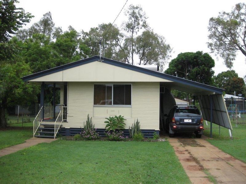 13 Burke Drive, Moranbah QLD 4744