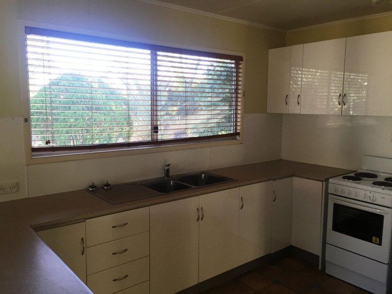 6 FLOHR DRIVE, Moranbah QLD 4744