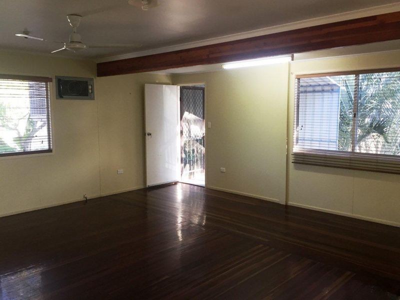 6 FLOHR DRIVE, Moranbah QLD 4744
