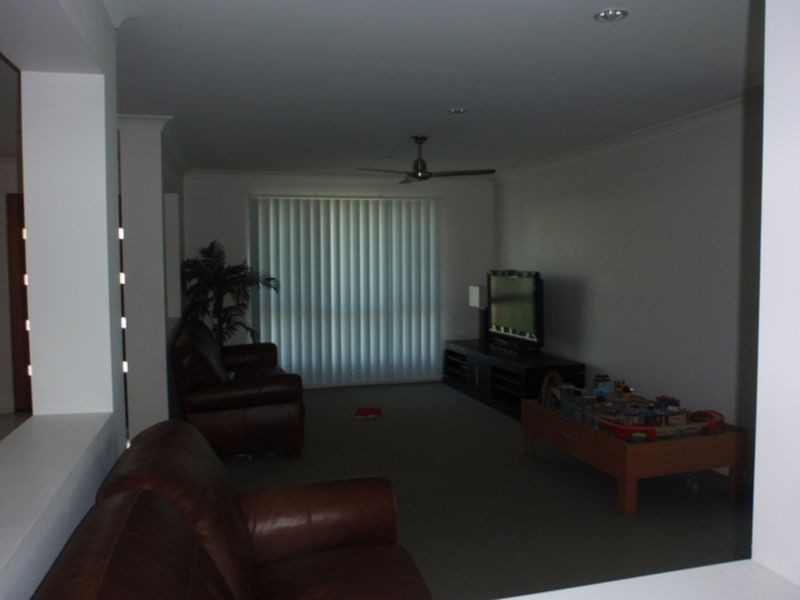 5 Munro Street, Moranbah QLD 4744