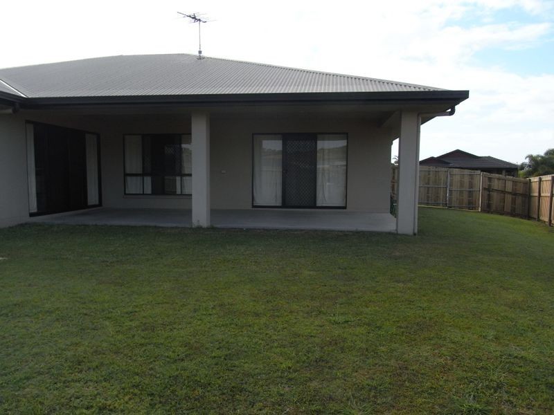 14 Gillies Court, Rural View QLD 4740