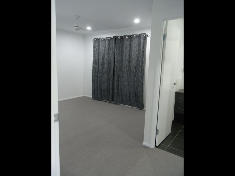 19 Ashton Place, Alligator Creek QLD 4740