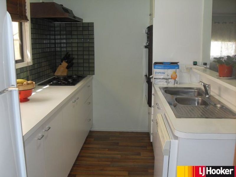 4 Edmonds Street, West Mackay QLD 4740