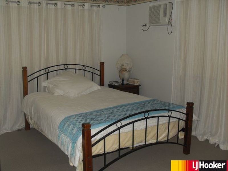 4 Edmonds Street, West Mackay QLD 4740