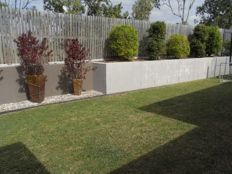 65 Victor Avenue, Glenella QLD 4740