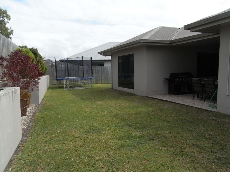 65 Victor Avenue, Glenella QLD 4740