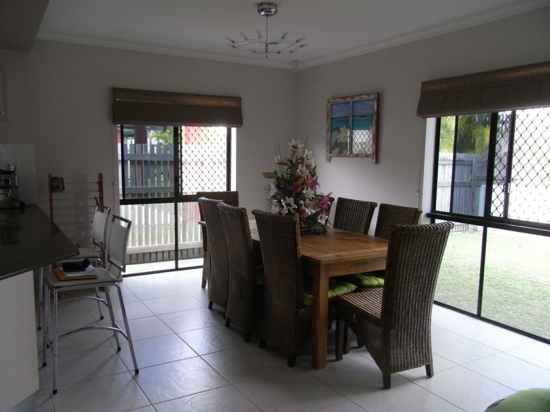 65 Victor Avenue, Glenella QLD 4740