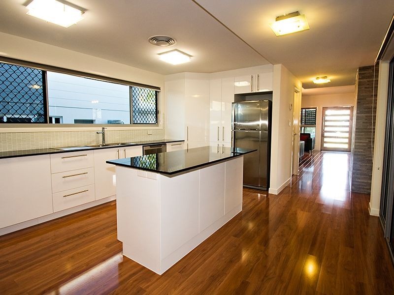 11 Pacific Drive, Blacks Beach QLD 4740