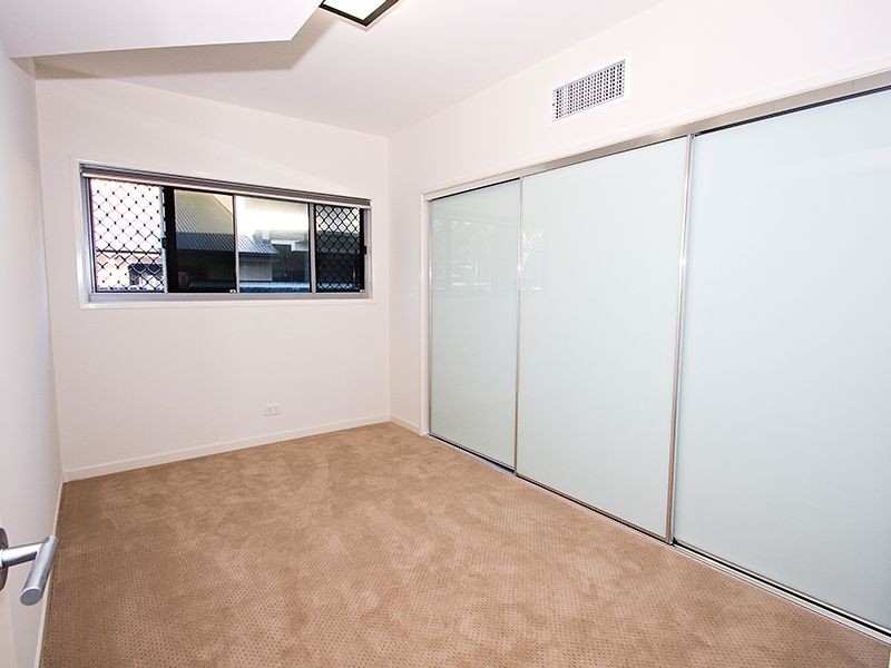 11 Pacific Drive, Blacks Beach QLD 4740