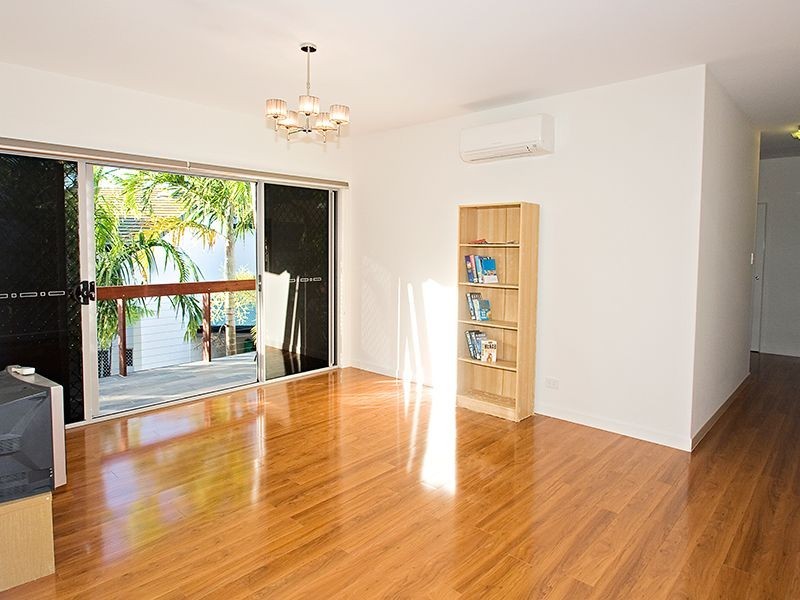 11 Pacific Drive, Blacks Beach QLD 4740
