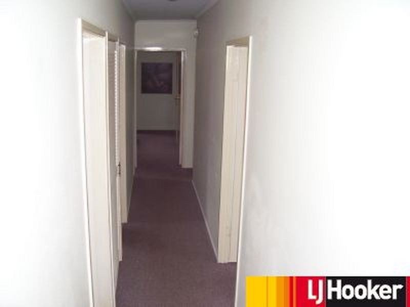 10 Mckellar Court, Mount Pleasant QLD 4740