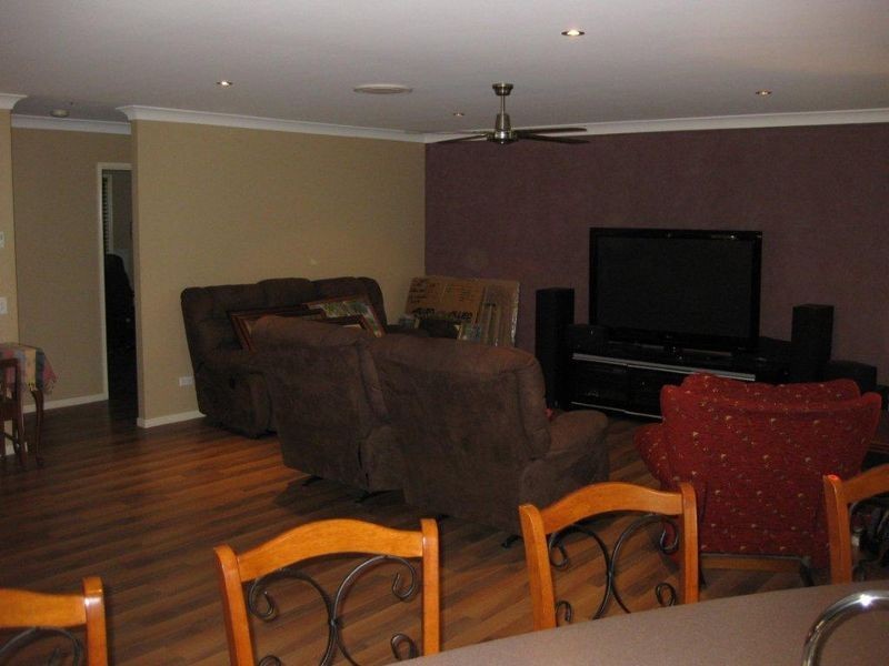 17 Maitland Street, Moranbah QLD 4744