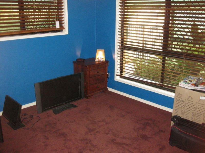 17 Maitland Street, Moranbah QLD 4744