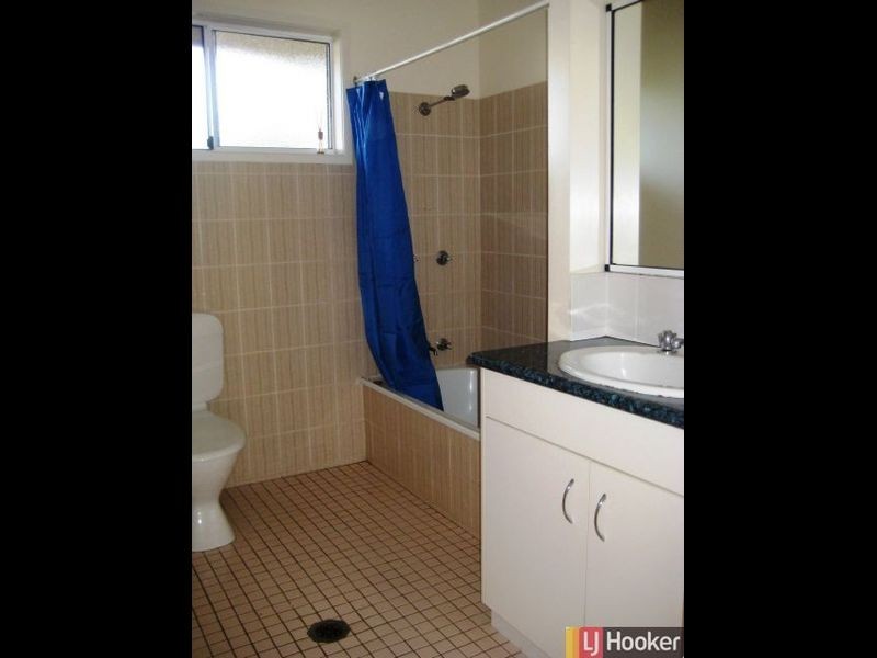 8 Fatnowna Street, Andergrove QLD 4740
