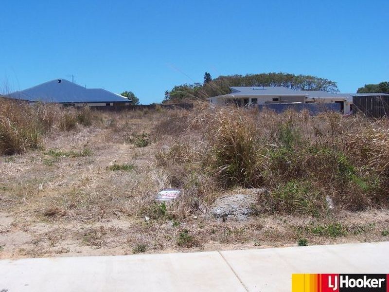 15 Ulladulla Street, Blacks Beach QLD 4740