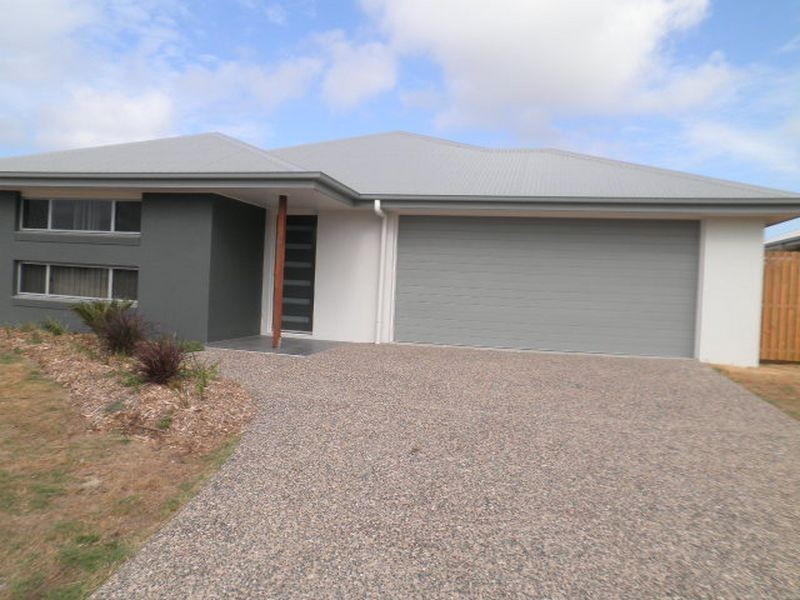 23 Dobinson Street, Bucasia QLD 4750
