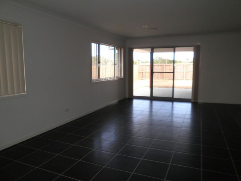 23 Dobinson Street, Bucasia QLD 4750