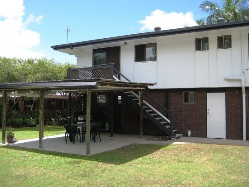 4 Viola Street, Glenella QLD 4740
