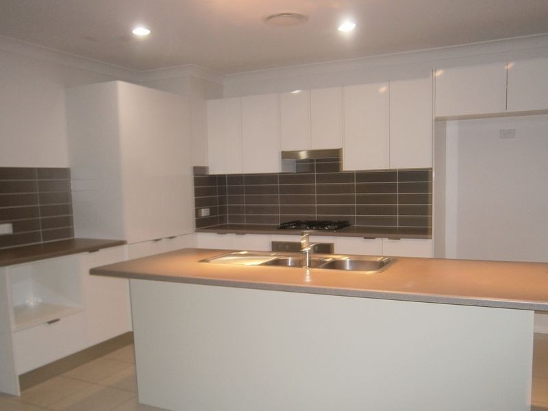 33 Dobinson Street, Bucasia QLD 4750