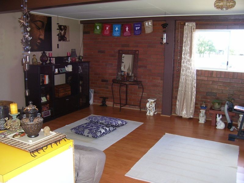 7 Les Cameron Avenue, Mount Pleasant QLD 4740