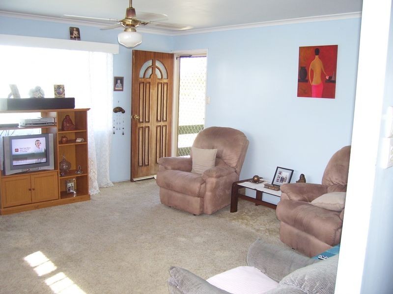 7 Les Cameron Avenue, Mount Pleasant QLD 4740