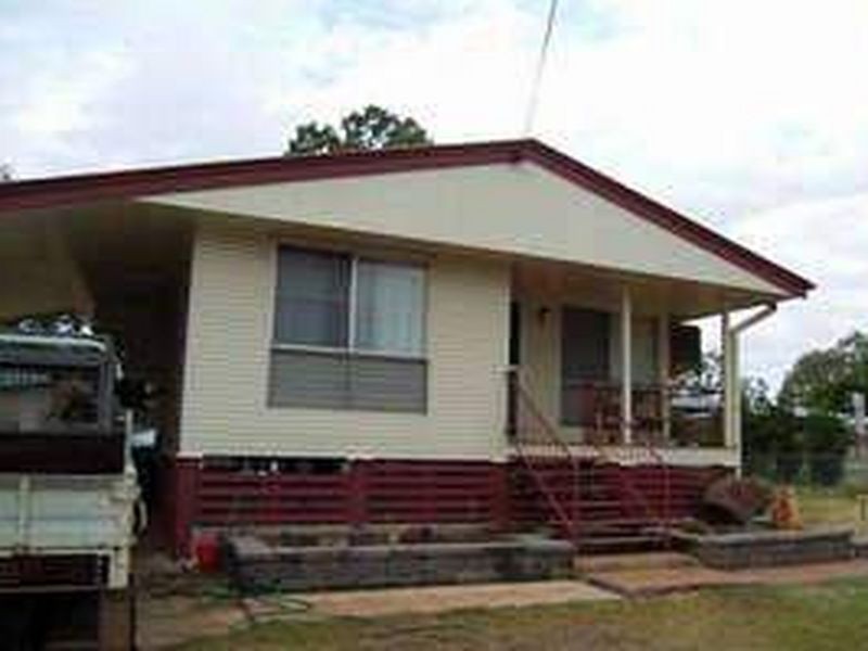 2 Bennett Court, Moranbah QLD 4744