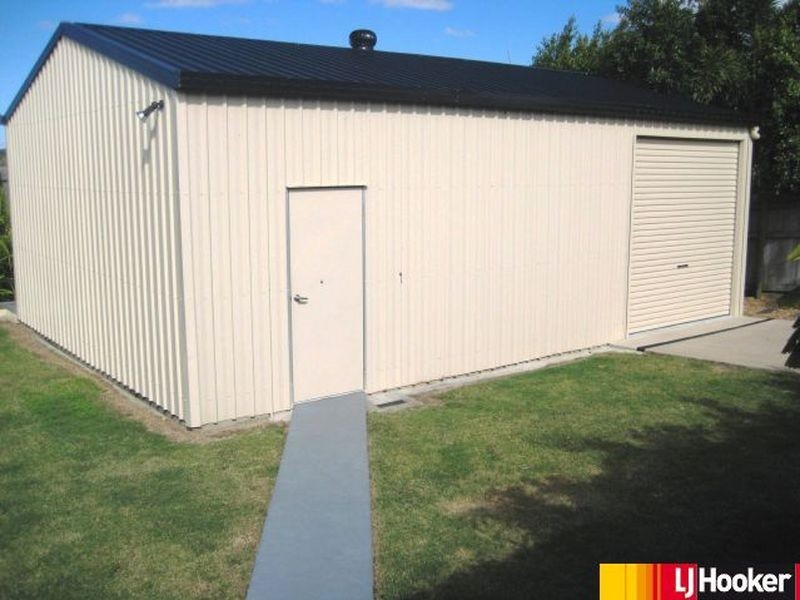 27 Manning Court, Rural View QLD 4740