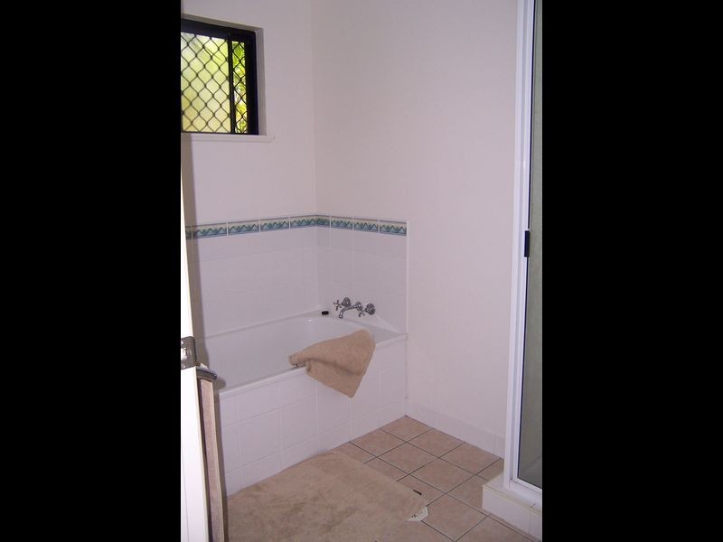 21 Michelle Crescent, Bucasia QLD 4750