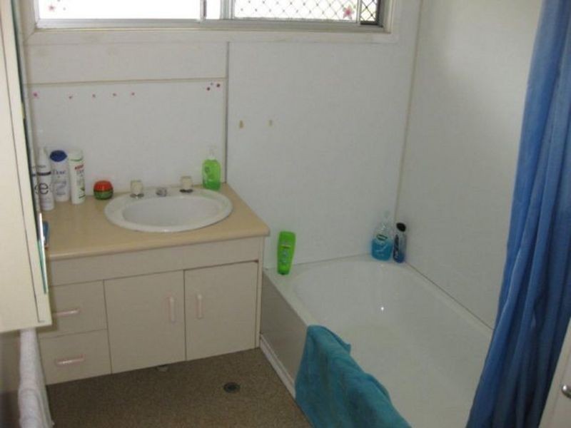 13 Burke Drive, Moranbah QLD 4744