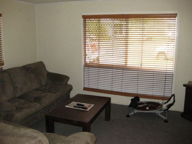 13 Burke Drive, Moranbah QLD 4744