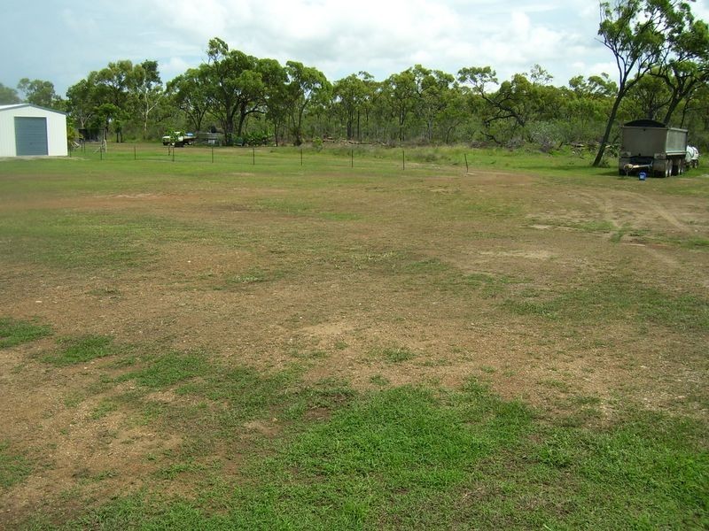 69-71 Pitcain Avenue Brisk Bay, Bowen QLD 4805