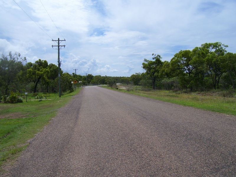 69-71 Pitcain Avenue Brisk Bay, Bowen QLD 4805