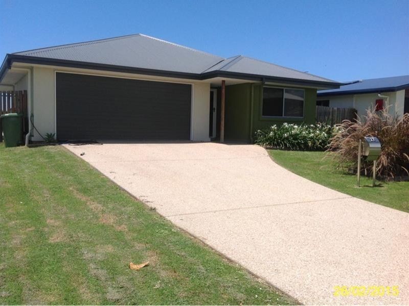 27 Dobinson Street, Bucasia QLD 4750