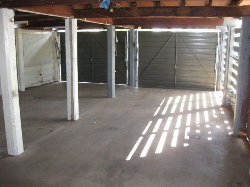 8 Rolfe Street, Moranbah QLD 4744