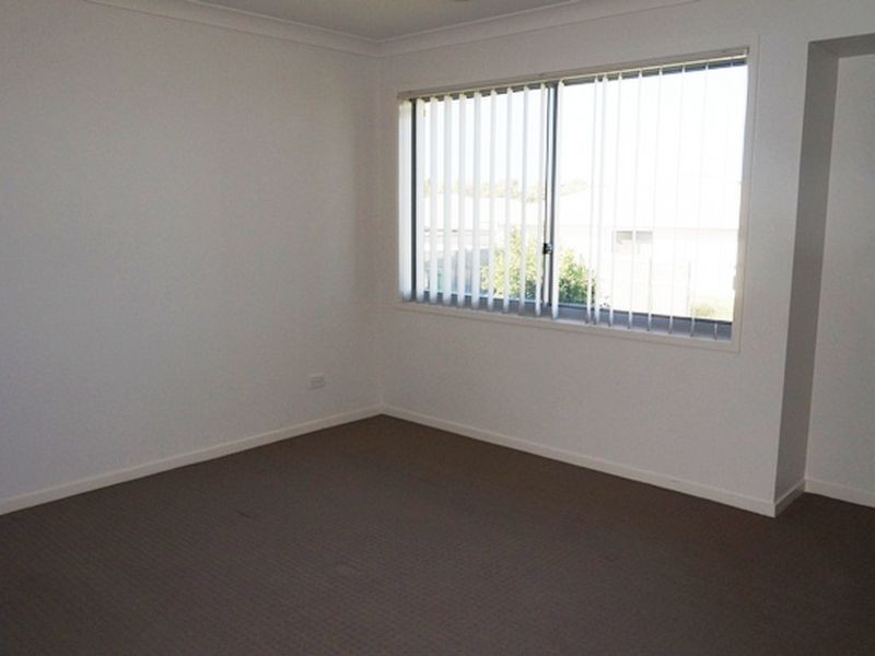 8 Highcrest Street, Bucasia QLD 4750