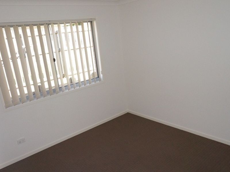 8 Highcrest Street, Bucasia QLD 4750