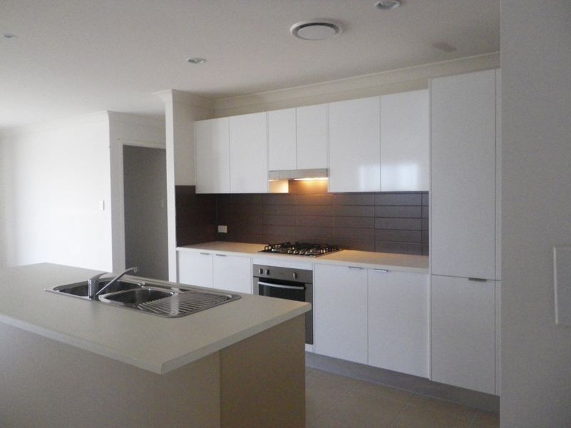 10 Dobinson Street, Bucasia QLD 4750