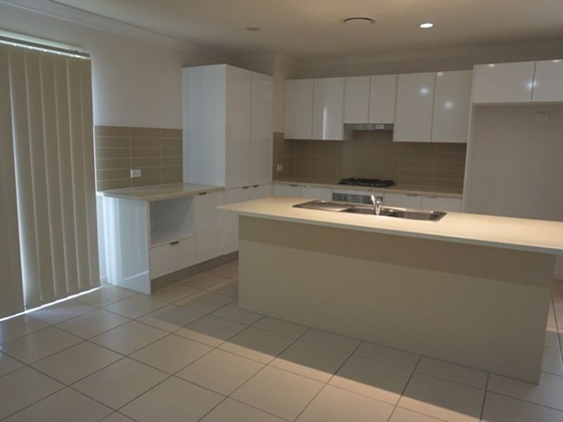 21 Hawkins Street, Bucasia QLD 4750