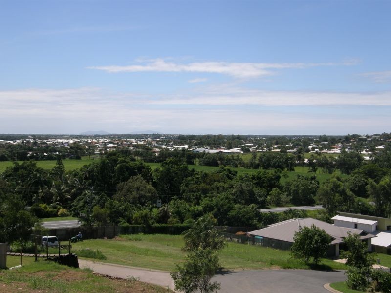 79 Cinnamon Drive, Glenella QLD 4740