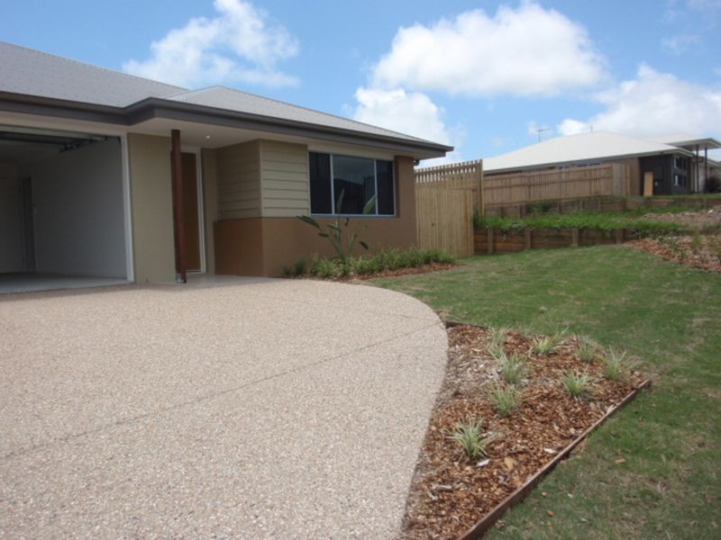 17 Hawkins Street, Bucasia QLD 4750