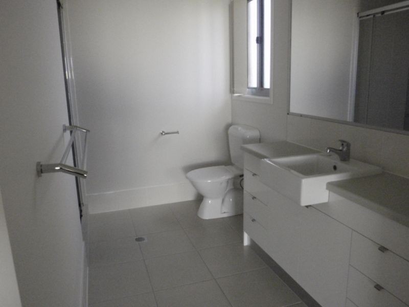 17 Hawkins Street, Bucasia QLD 4750
