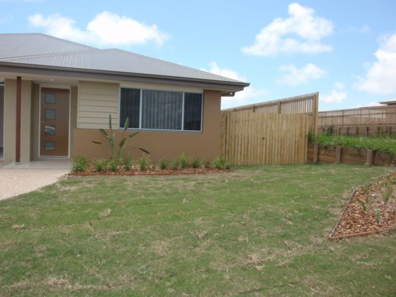 17 Hawkins Street, Bucasia QLD 4750