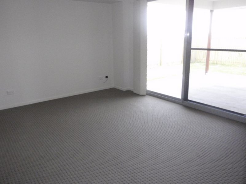 17 Hawkins Street, Bucasia QLD 4750