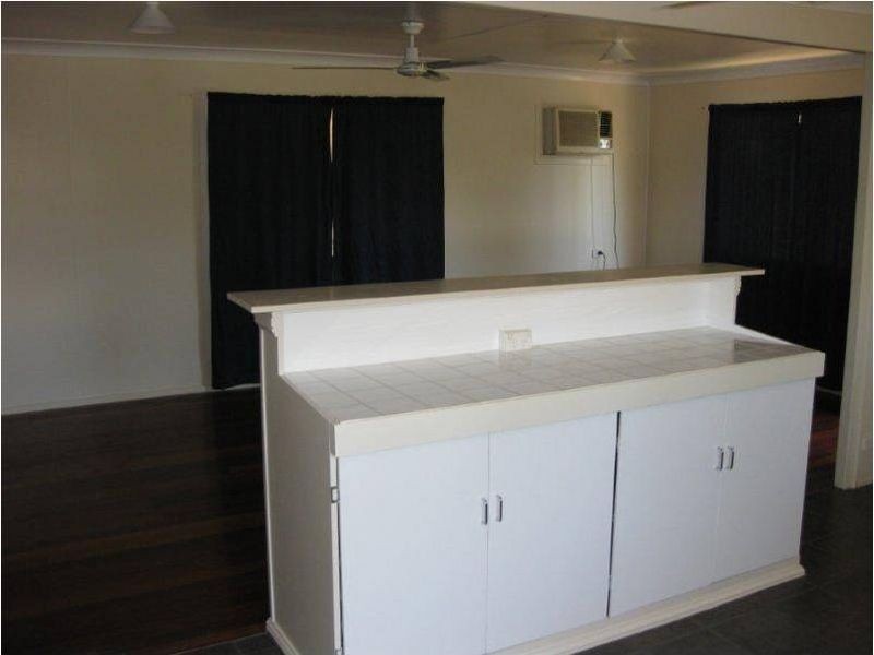 31 Oxley Drive, Moranbah QLD 4744