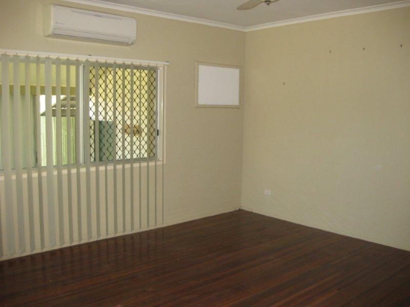 18 Sedgman Street, Moranbah QLD 4744