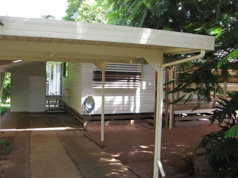 26 Mills Ave, Moranbah QLD 4744