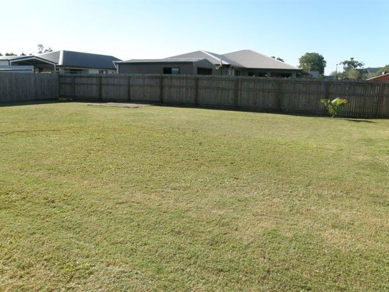 28 Lucy Court, Mirani QLD 4754
