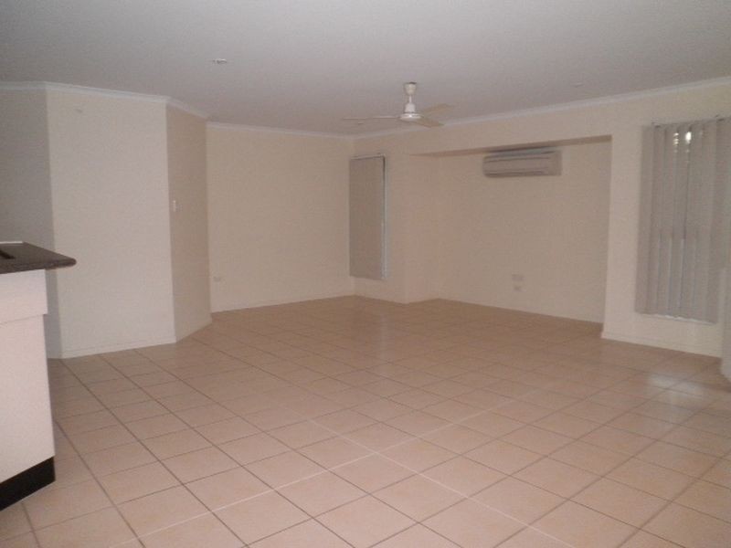 14 Seacove Court, Eimeo QLD 4740